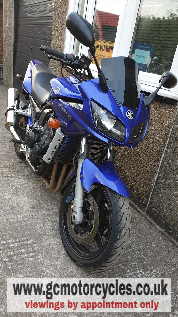 YAMAHA FZS1000 FAZER 